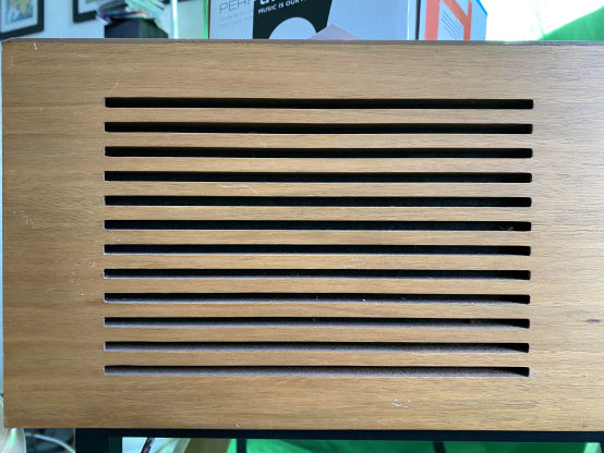 Lautsprecher-Öffungen Philicorda GM 751 vom Album ORGELMORGEL